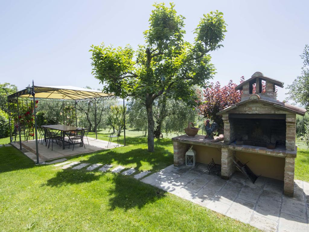 Maesta Del Sasso Villa Кортона Екстериор снимка
